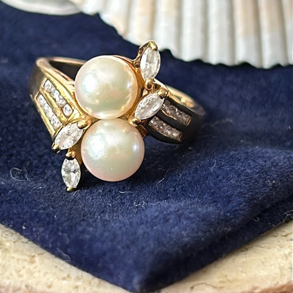 10kt Gold Sparkling CZs and Genuine Pearls Ring - Picture 1 of 9
